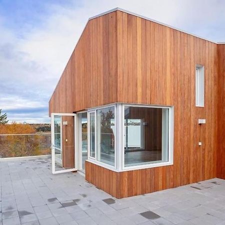 Modern Luxury Apartment - Ocean & Mountain Views Reykjavik Exterior photo